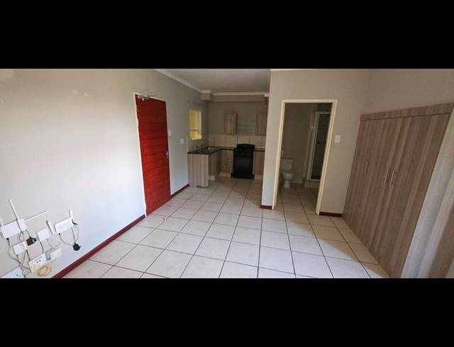 1 BEDROOM PROPERTY TO RENT IN RANDBURG CENTRAL